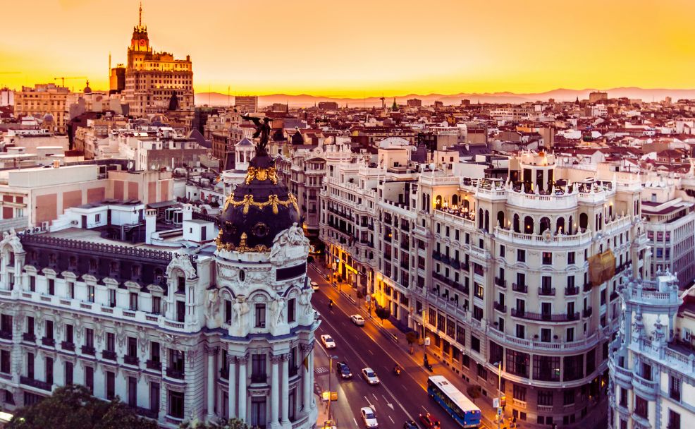 Mejor época del año para instalar hormigón impreso en Madrid
